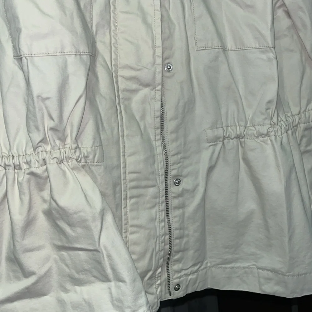 Creme Old Navy Women’s Sz L Jacket - Picture 2 of 5
